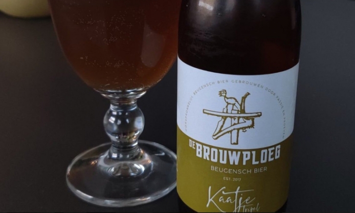 Brouwerij De Brouwploeg flesje en glas